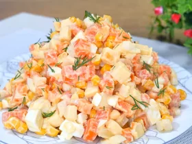 Салат із моркви з кукурудзою та яблуком