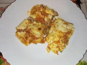 Горбуша «Під Шубою» у сметанно-майонезному соусі