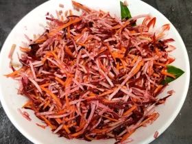 Салат з чорною редькою, овочами та яблуками