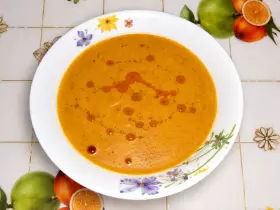 Густий сочевичний суп-пюре (Турецький рецепт без м’яса)