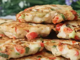 Рубані котлети з перцем та сиром