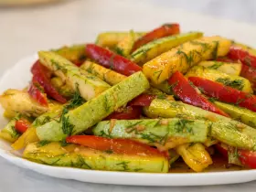 Кабачки по-корейськи: швидка та неймовірно смачна закуска